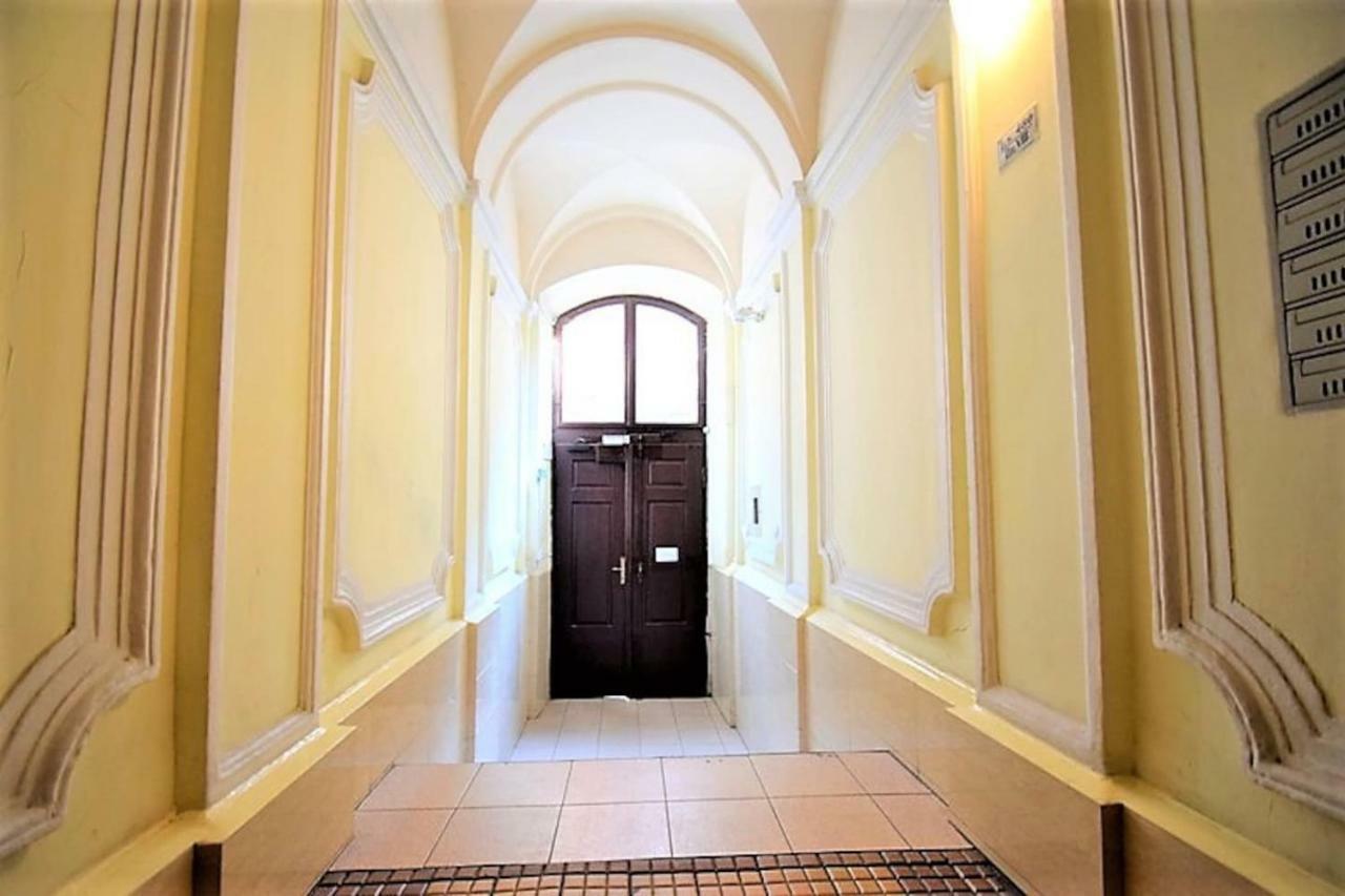 Studio Blisko Wawelu Cracovia Exterior foto